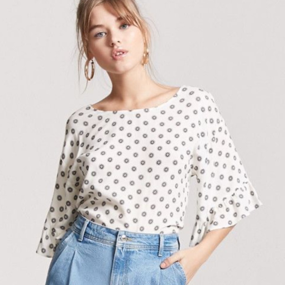 Forever21 Chic Half Flutter Sleeve